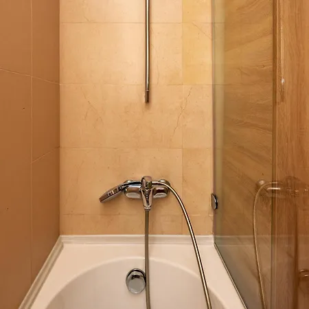 Elephant Vibe Rin Grand דירה