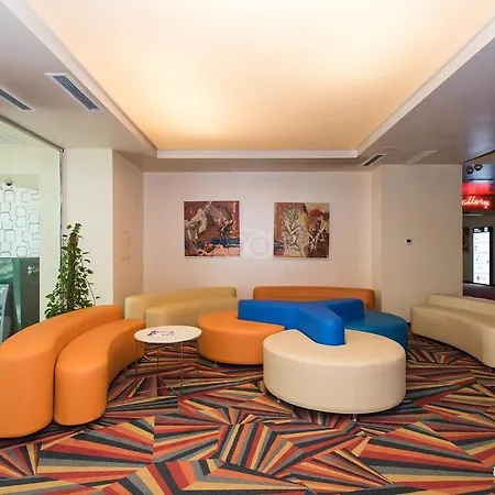 Elephant Vibe Rin Grand